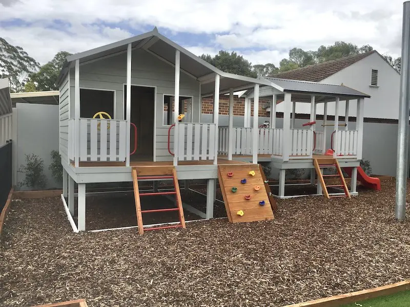 Playground Awesome Cubby - 2