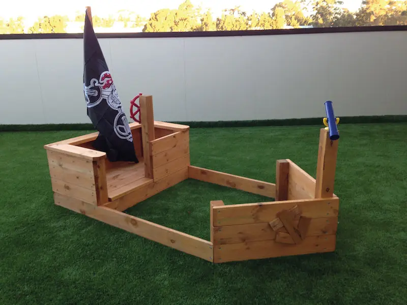 Playground Pirate ship - 4